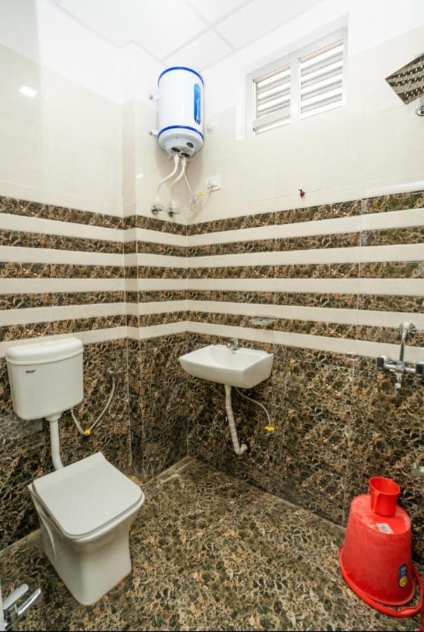 Ventex Inn Lakhnau Kültér fotó